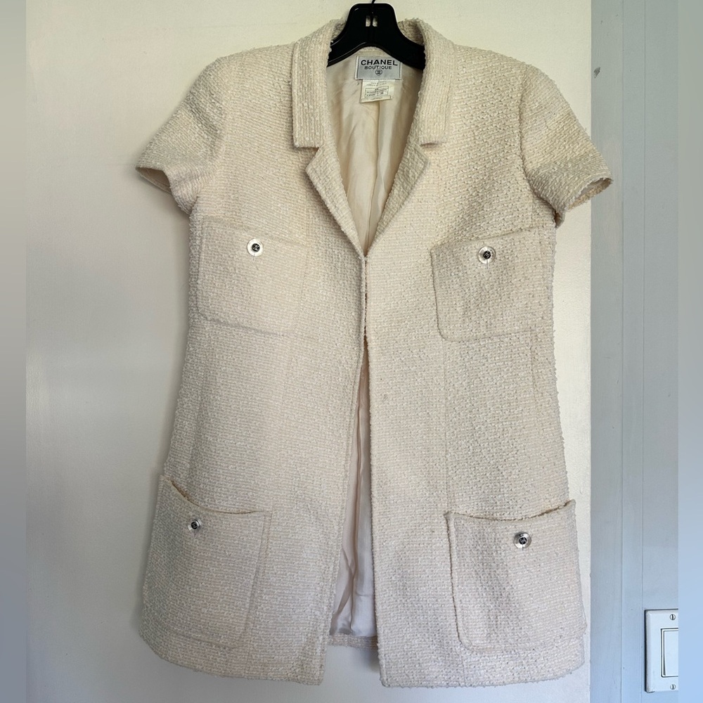 Vintage Chanel Cream Bouclé Short-Sleeve Jacket
